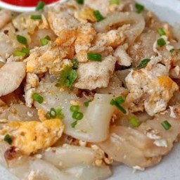 ก้วยเตี๋ยวคั่วไก่