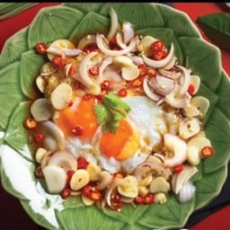 ยำไข่ไล่ทุ่ง