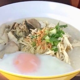 โจ๊กไก่แม่ปุ๊ก ( เจ้าเก่าปากซอยจรัญสนิทวงศ์ 80 ) สาขาบางกรวย