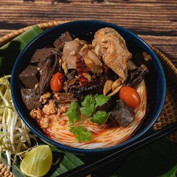 ขนมจีนน้ำเงี้ยว