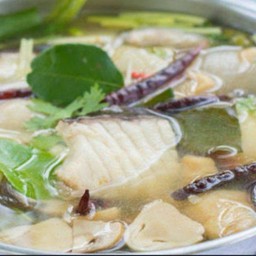 ต้มยำปลากระพงน้ำใส