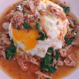 ไข่ข้นกระเพราทูน่า