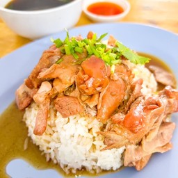 ข้าวหน้าเป็ดตุ๋น
