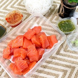 แซลมอนหางหั่นเต๋า200g