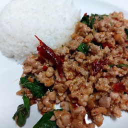 ผัดกระเพราหมูสับ