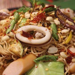 ตำมาม่า