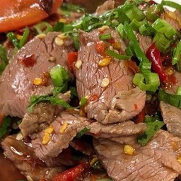 ตำเนื้อวัวสะดุ้งน่ำปลาร้า