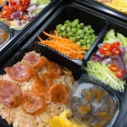 ข้าวคลุกกะปิทรงเครื่อง