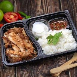 อีหล่าพากิน