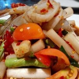 ตำไหลบัวกุ้งสด 4 ตัว (ปูปลาร้า)