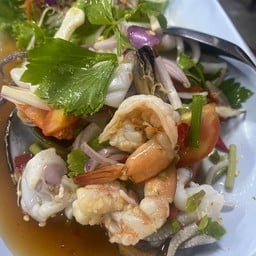 ยำรวมมิตรทะเล