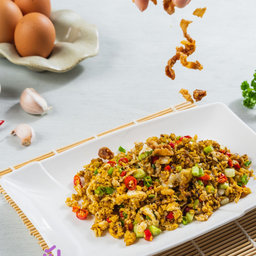 ไข่คั่วหมูกรุบกรอบ(กับข้าว)