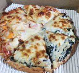 พิซซ่าหน้าฮาฟผักโขม+แฮมชีส ขนาด8นิ้ว 6ชิ้น