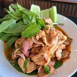 น้ำตกหมู