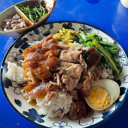 ก๋วยเตี๋ยวเรือเลิศรส byตัวกลม