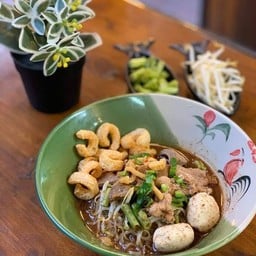 ก๋วยเตี๋ยวเจี๊ยวจ๊าว