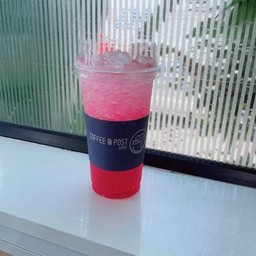 สตอเบอร์รี่โซดา