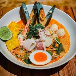 เตี๋ยวต้มยำทะเลน้ำข้น