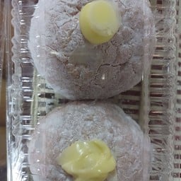 ขนมปังทอด & โดนัท ตลาดเจ้าพระยา