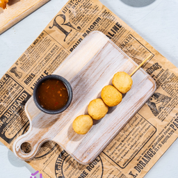 ลูกชิ้นหมูเมืองทอง(1ไม้มี4ลูก)