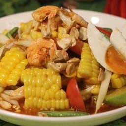 ตำข้าวโพดไข่เค็ม