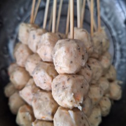 ลูกชิ้นไก่สาหร่าย