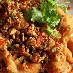 ไก่คั่วพริกเกลือ