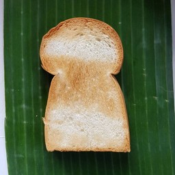 ขนมปังแผ่นละ