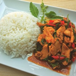 ข้าวไก่กะเพรา