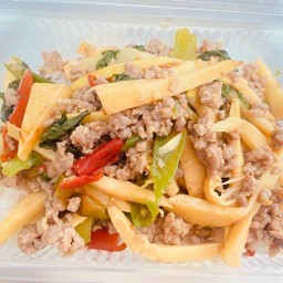 คุณนายพลอยฮ์