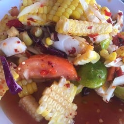 ตำลาวข้าวโพด(ใส่ปลาร้า ไม่ไข่เค็ม)