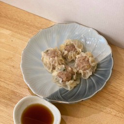 ขนมจีบหมู 4 ชิ้น