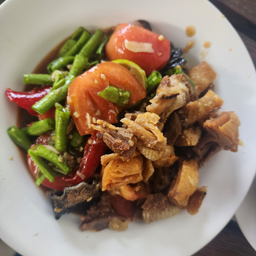 ตำถั่วไทยไก่กรอบ