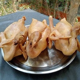 ร้านข้าวไก่ต้มbyลุงโหน่ง