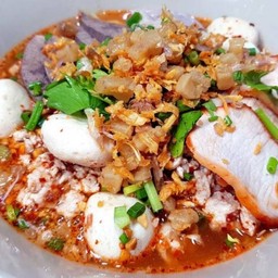 ก๋วยเตี๋ยวต้มย