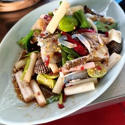 เหลารวมทะเล