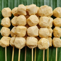 ลูกชิ้นเต้าหู้หมู