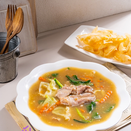 ราดหน้าเส้นใหญ่กรอบ