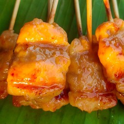 ตุ้ยนุ้ยหมูปิ้งเตาถ่าน