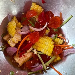 ยำไข่แดงข้าวโพด