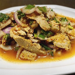 น้ำตกหมู