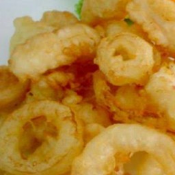 ปลาหมึกชุบแป้งทอด