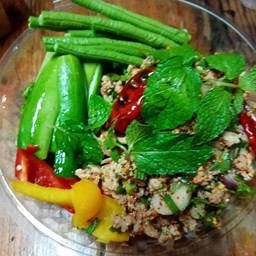 ลาบ หมู/เนื้อ