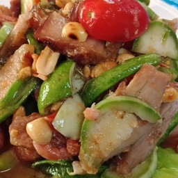 ตำหมูตกครก