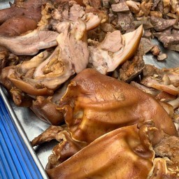 แม่สุหัวหมูพะโล้ สาขาซอยลือชา (พหลโยธิน 1) ซอยลือชา