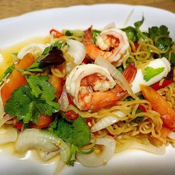 ยำมาม่าทะเล