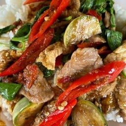 บ้านกะเพรา ข้าวไข่ข้น by Luktan