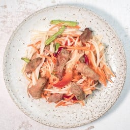 ส้มตำไทยหมูย่าง