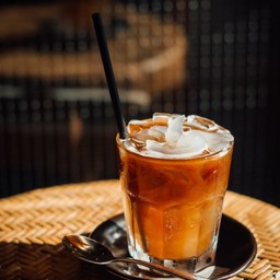 กาแฟนม คาราเมลน้ำตาลมะพร้าว