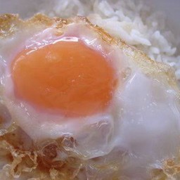 ไข่ดาวไม่สุก 1 ฟอง